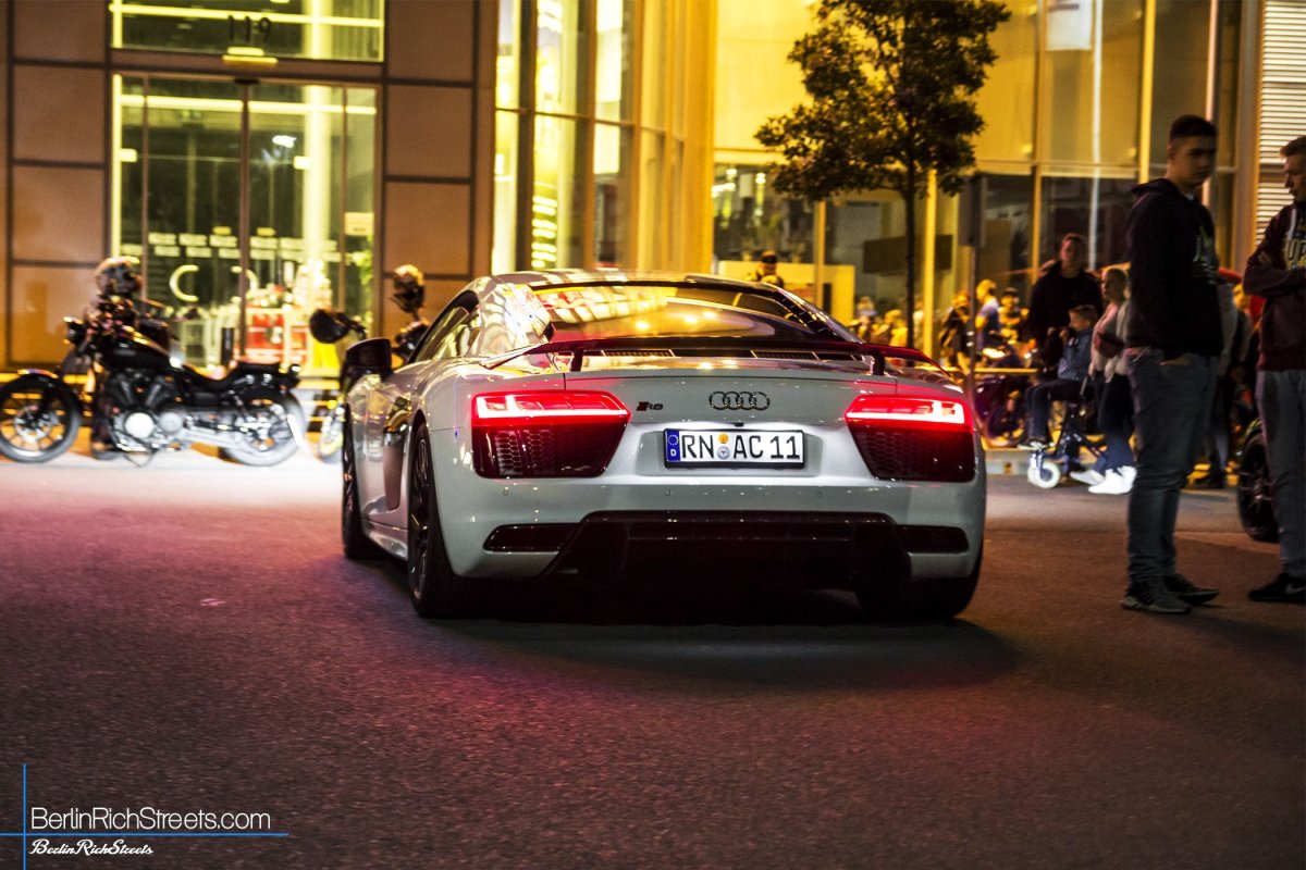 Audi R8 V10 Plus (2016) spotted in Berlin — BerlinRichStreets